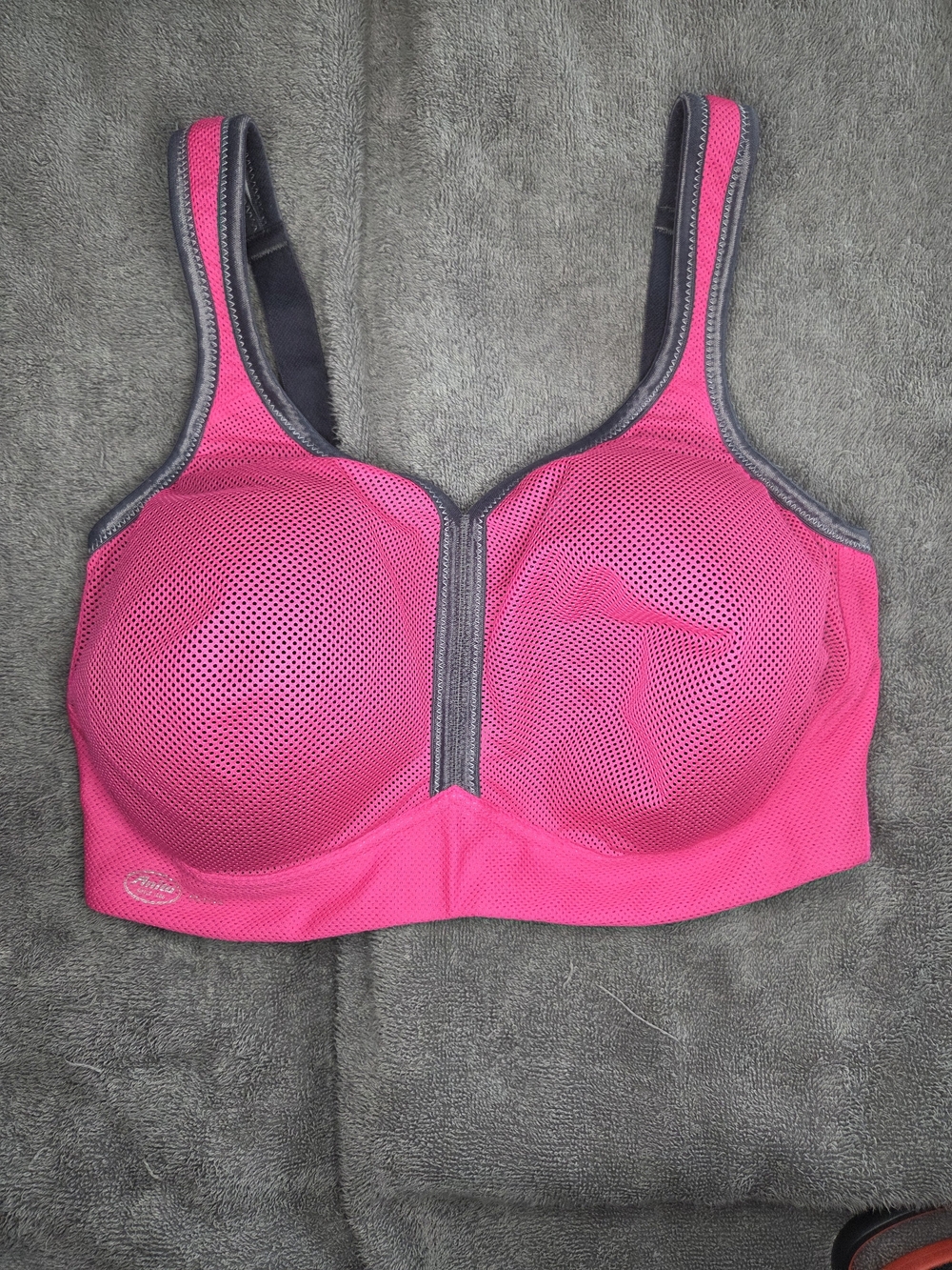 Anita
High Impact Wire-Free Sports Bra